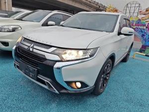 mitsubishi outlander 2020 Petrol