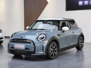 mini 2023 Petrol