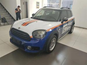 MINI COUNTRYMAN 2017 Petrol