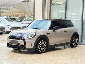 mini 2022 Petrol