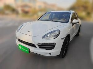 porsche cayenne 2012 Petrol