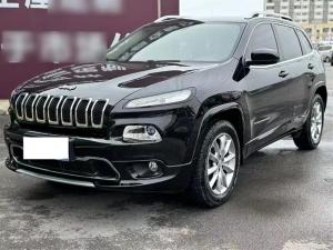 jeep cherokee 2018 Petrol
