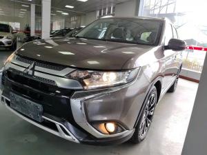 mitsubishi outlander 2019 Petrol