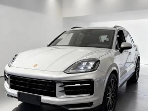porsche cayenne 2025 Petrol