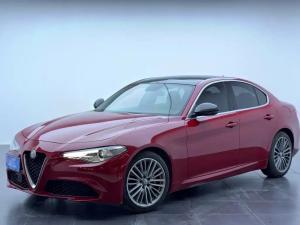 alfa romeo giulia 2019 Petrol