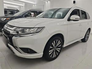 Mitsubishi Outlander 2022 Petrol