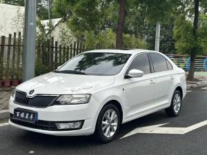 Skoda Rapid 2016 Petrol
