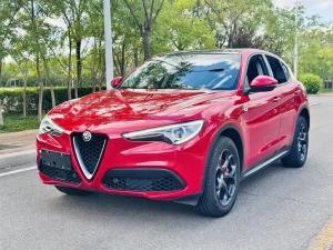 alfa romeo stelvio 2018 Petrol