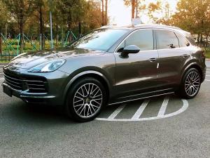 porsche cayenne 2021 Petrol