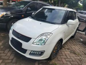 Suzuki Swift 2015 Petrol