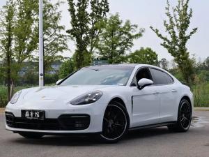 porsche panamera 2022 Petrol