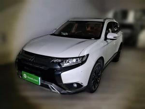 mitsubishi outlander 2021 Petrol