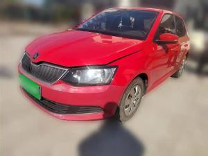 Skoda Fabia 2015 Petrol