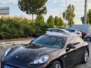 Porsche Panamera 2012 Petrol