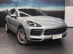 Porsche Cayenne 2021 Petrol