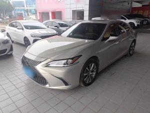 lexus es 2019 Petrol
