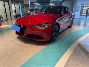 alfa romeo giulia 2020 Petrol