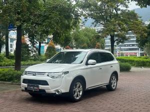 Mitsubishi Outlander 2015 Petrol