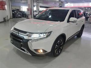 mitsubishi outlander 2020 Petrol