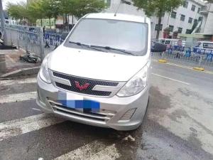 wuling rongguang v 2019 Petrol
