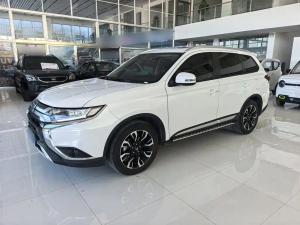 mitsubishi outlander 2021 Petrol