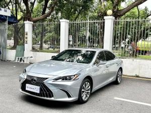 lexus es 2023 Petrol