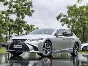 lexus ls 2018 Petrol