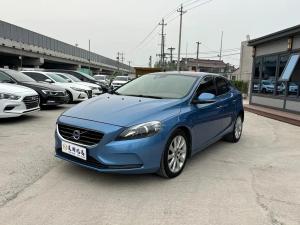Volvo V40 2016 Petrol