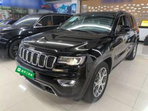 jeep grand cherokee 2022 Petrol