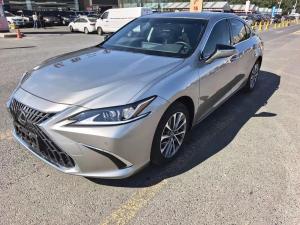 lexus es 2024 Hybrid