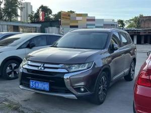 mitsubishi outlander 2018 Petrol