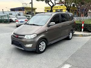 wuling hongguang 2015 Petrol