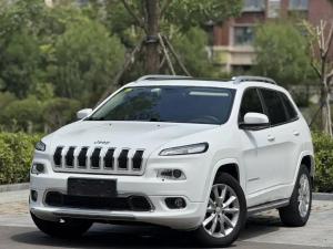 jeep cherokee 2018 Petrol