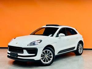 porsche macan 2023 Petrol