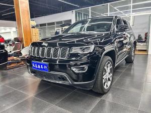 jeep grand cherokee 2022 Petrol