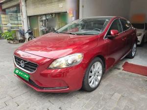 Volvo V40 2015 Petrol