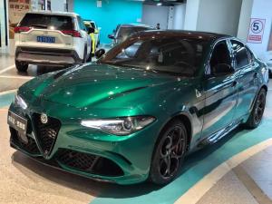 alfa romeo giulia 2022 Petrol