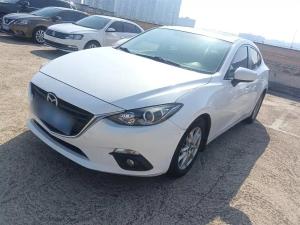 mazda3 axela 2015 Petrol