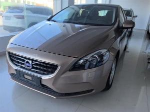 Volvo V40 2016 Petrol