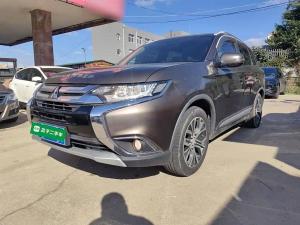 mitsubishi outlander 2017 Petrol