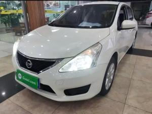 nissan  tiida 2016 Petrol