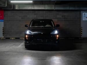 porsche cayenne 2010 Petrol