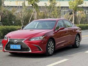 lexus es 2019 Petrol