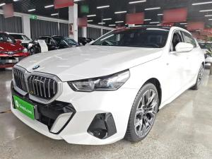 bmw 5 series 2024 Hybrid