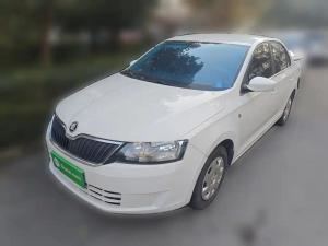 skoda rapid 2017 Petrol