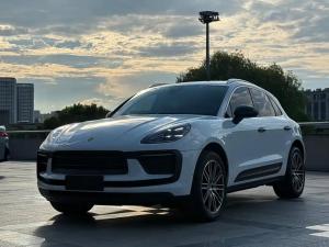porsche macan 2023 Petrol