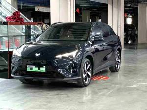 arcfox αt5 2025 Electric