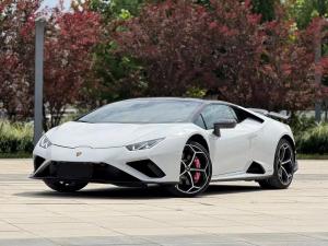 lamborghini huracán 2022 Petrol