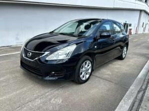 nissan  tiida 2015 Petrol
