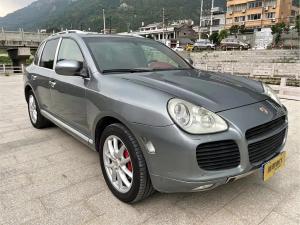 porsche cayenne 2006 Petrol